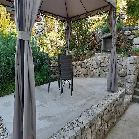 Πανσιόν Dalamar