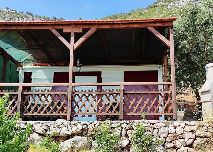 Dalamar Guest house 3*