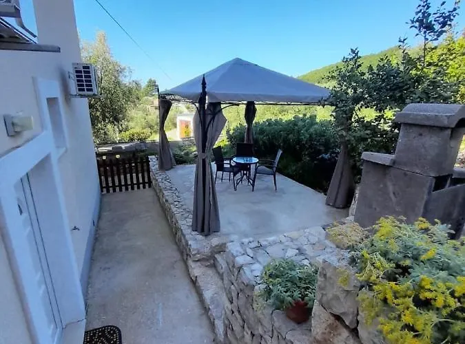 Guest house Dalamar 3*